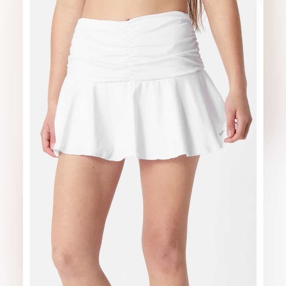 DUC White Tennis Skort Size XL 🆕